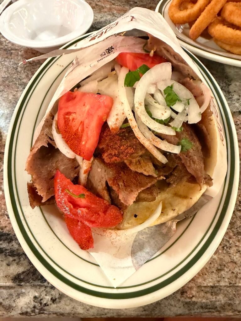 Fontana Famous Pizza & Gyro - Gyro combo