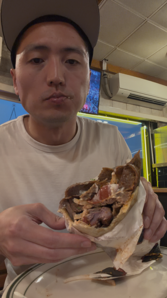 Fontana Famous Pizza & Gyro - Gyro side profile