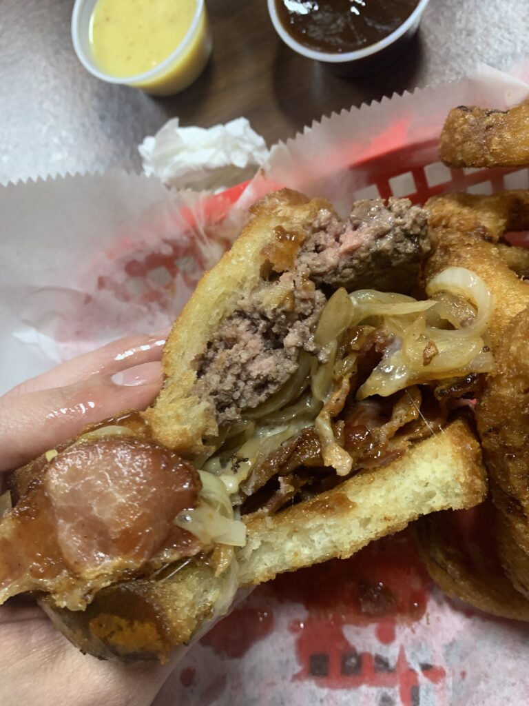 Rony's Rockin' Grill - The Police inside after bite