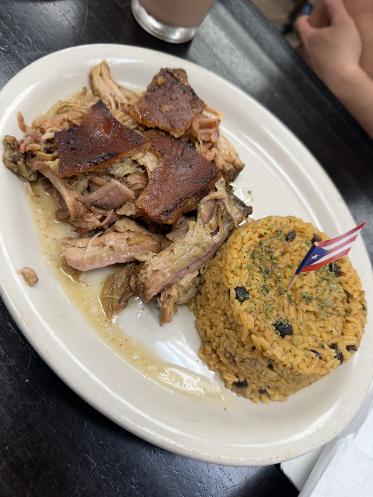 Mis Raices Restaurant - Pernil