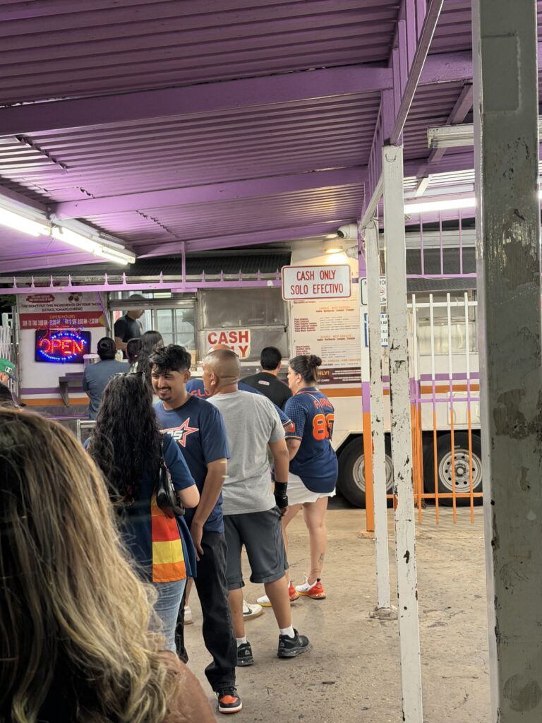 El Taconazo - Line