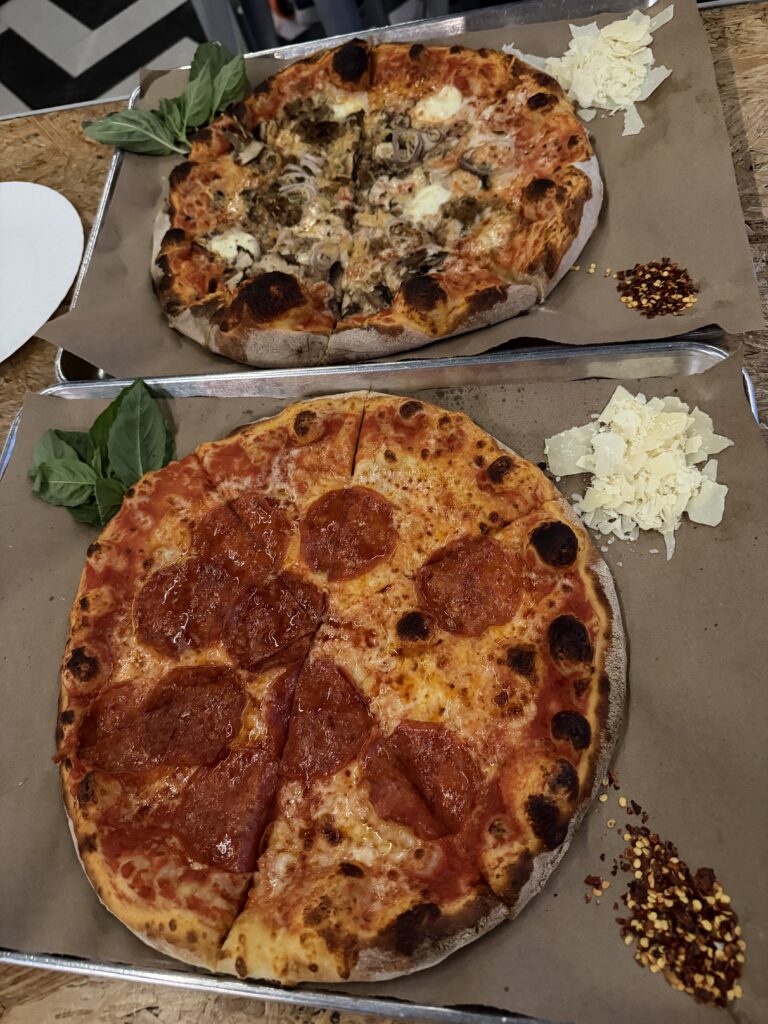 The Gypsy Poet - Pizza pies