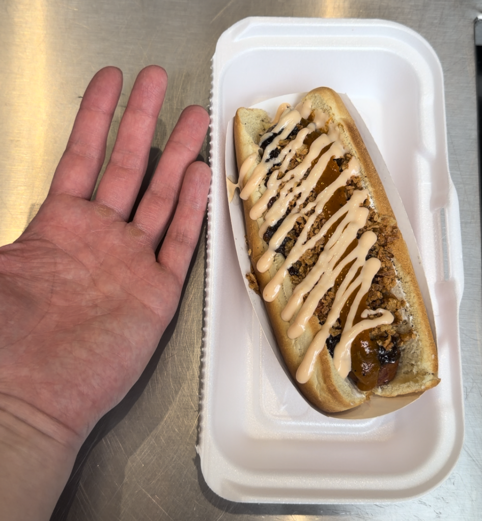 Yoyo's Hot Dog - Hand comparison with the hot dog