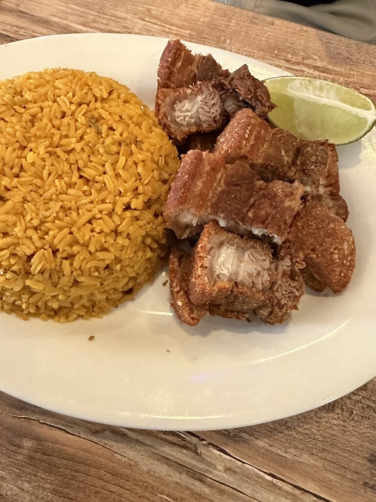 Elsa La Reina Del Chicharron - Chicharrón
