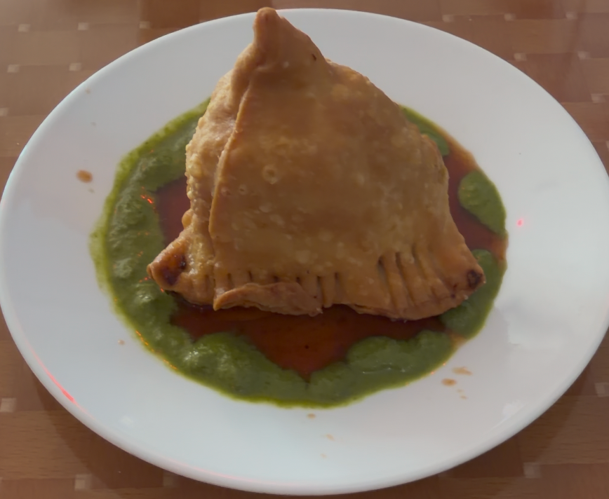 Gulab Indian Restaurant - chicken samosa